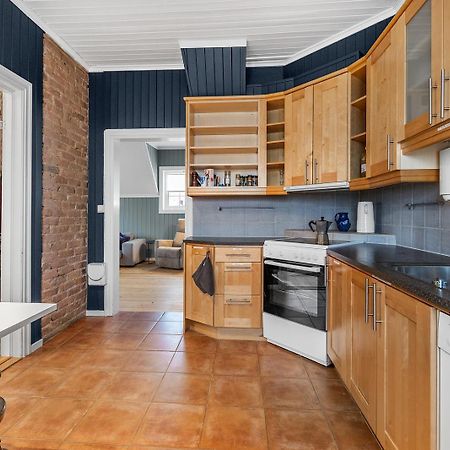 Central, Large And Light Apartment In The Middle Of The City Lillehammer Esterno foto