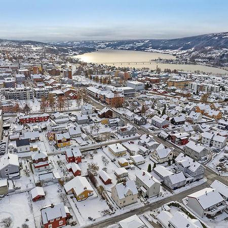 Central, Large And Light Apartment In The Middle Of The City Lillehammer Esterno foto