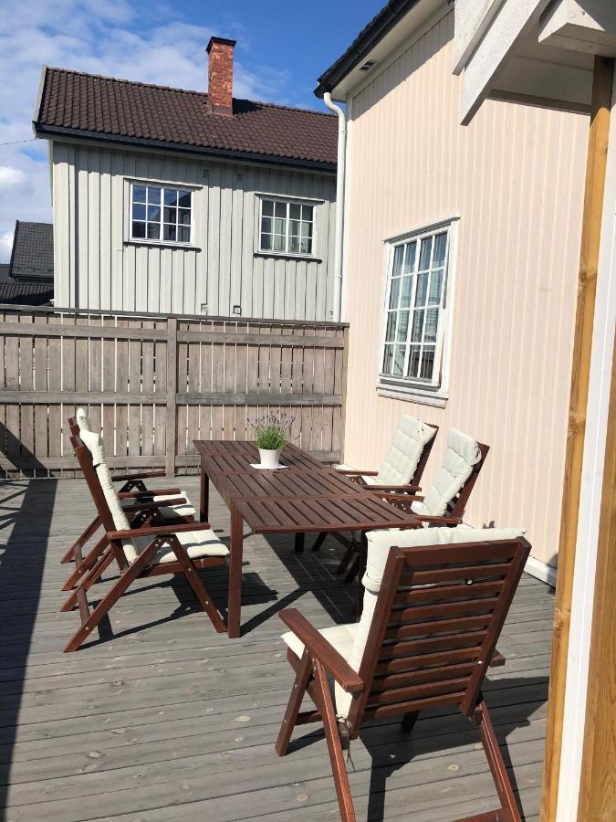 Central, Large And Light Apartment In The Middle Of The City Lillehammer Esterno foto
